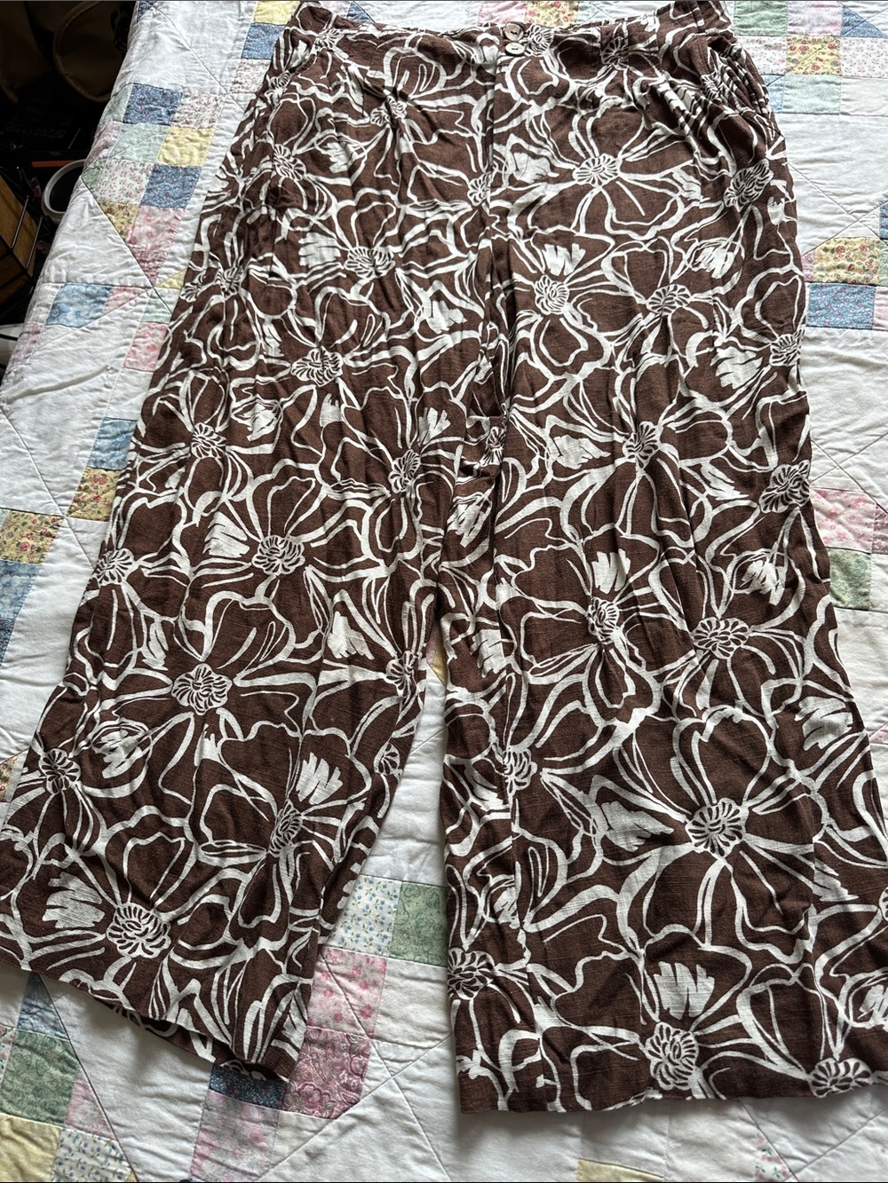 N—Brown & White Floral Wide-Leg Pants